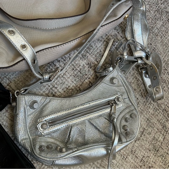 Purses Bundle - Picture 6 of 11